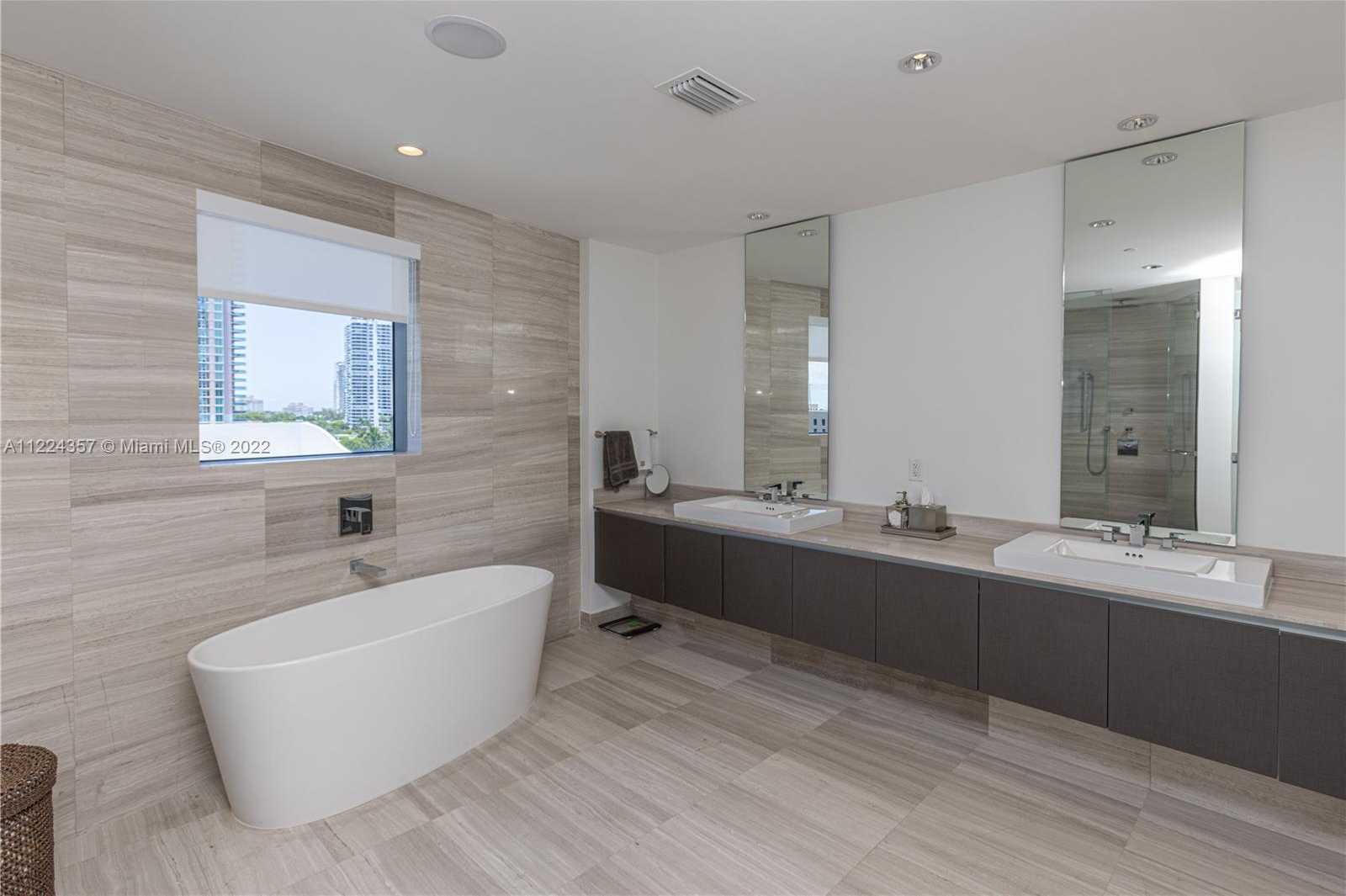 Small Image of 3300 NORTH EAST 188TH ST #618, Aventura Number 31