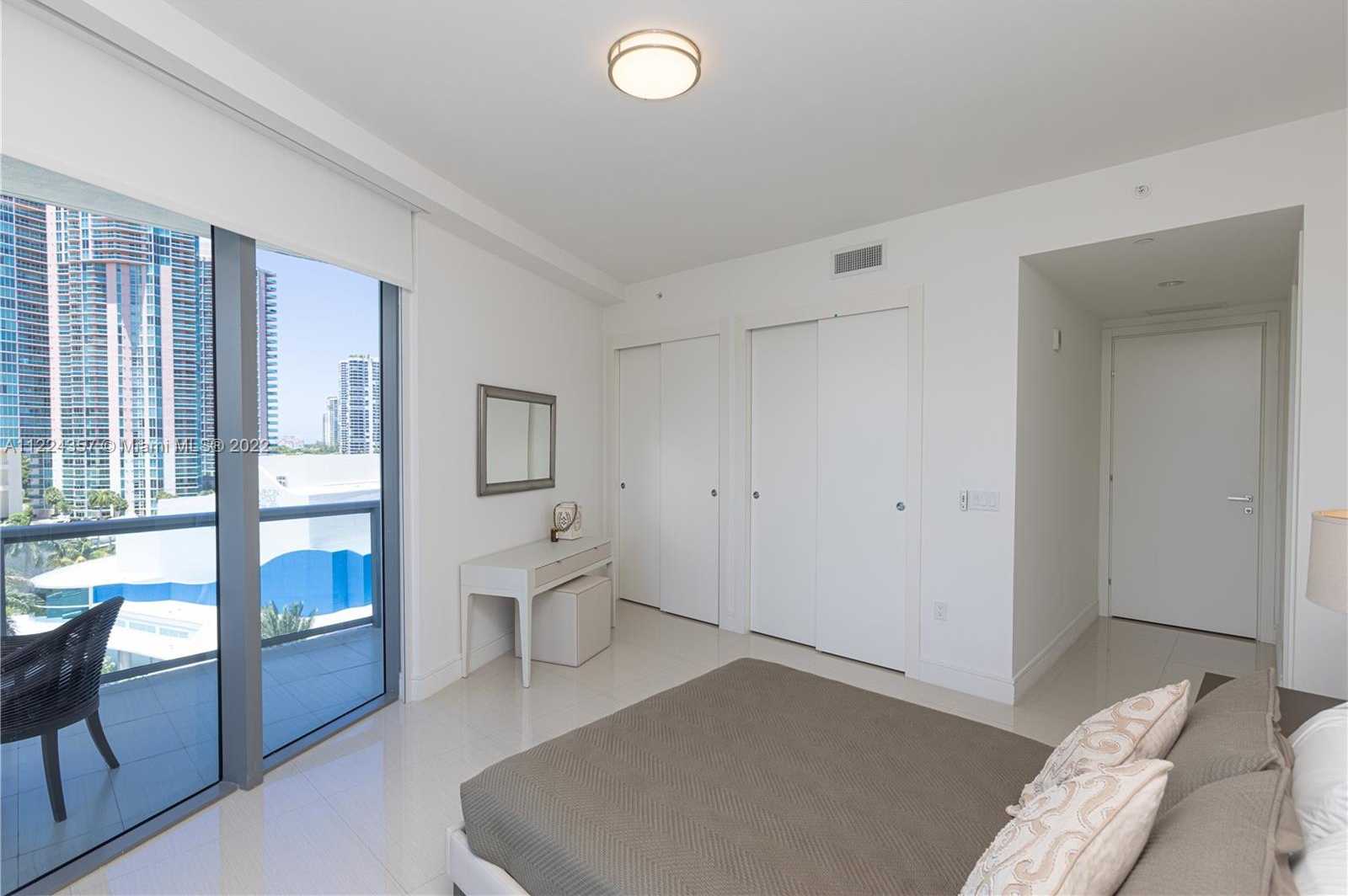 Small Image of 3300 NORTH EAST 188TH ST #618, Aventura Number 50