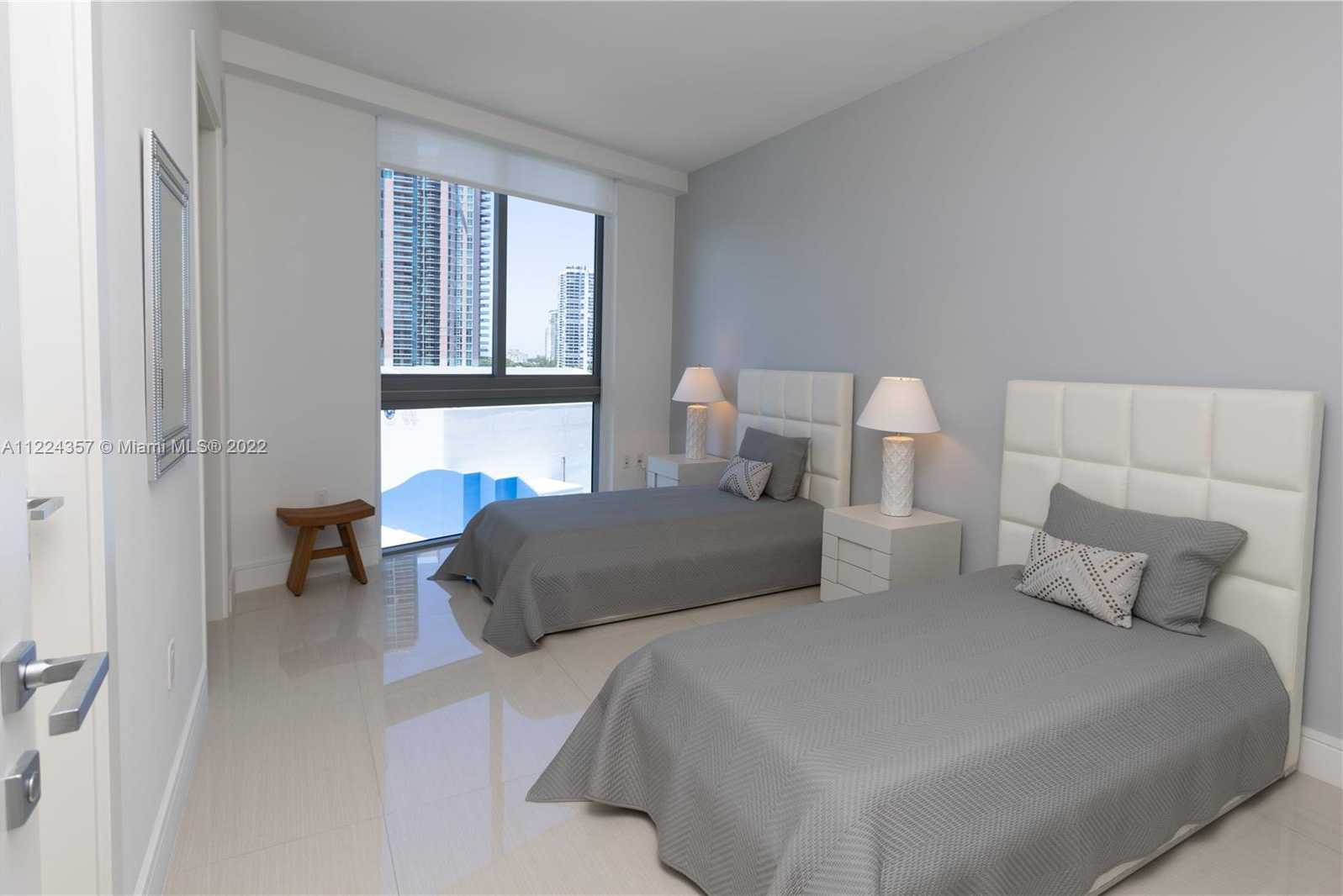 Small Image of 3300 NORTH EAST 188TH ST #618, Aventura Number 54