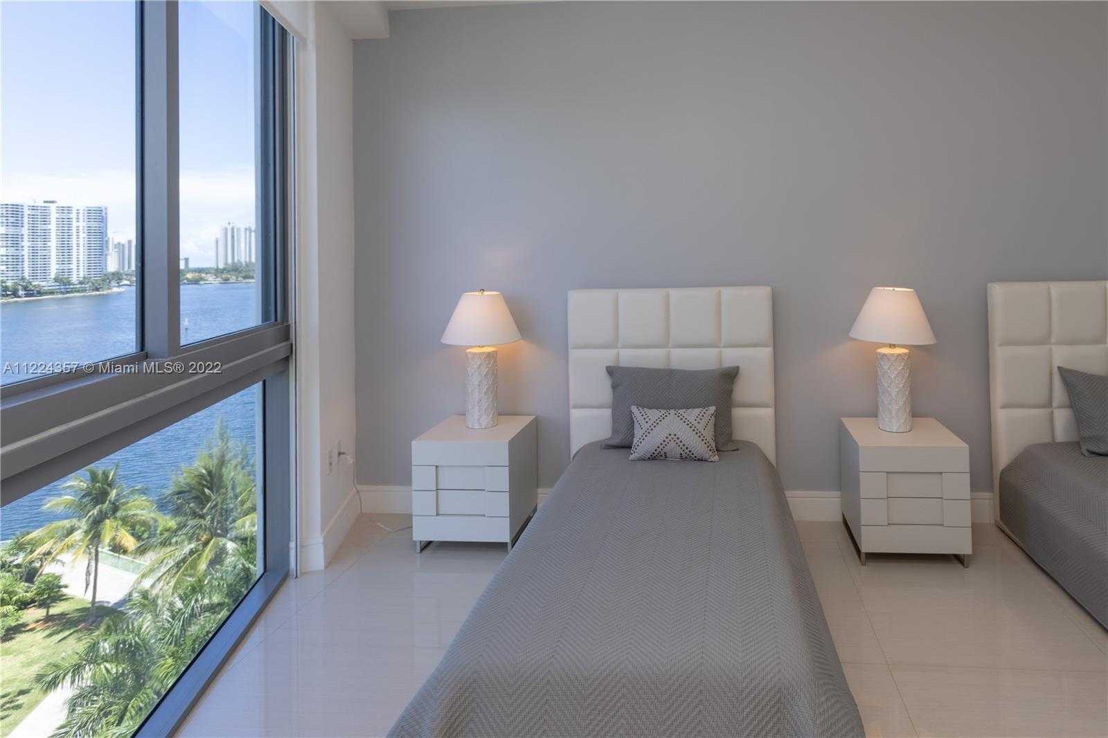 Small Image of 3300 NORTH EAST 188TH ST #618, Aventura Number 57