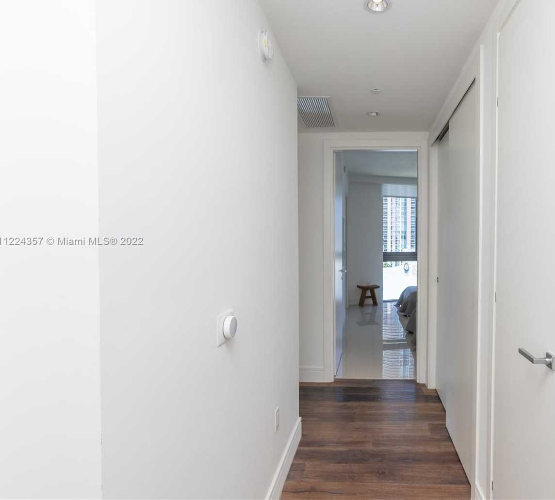 Small Image of 3300 NORTH EAST 188TH ST #618, Aventura Number 63
