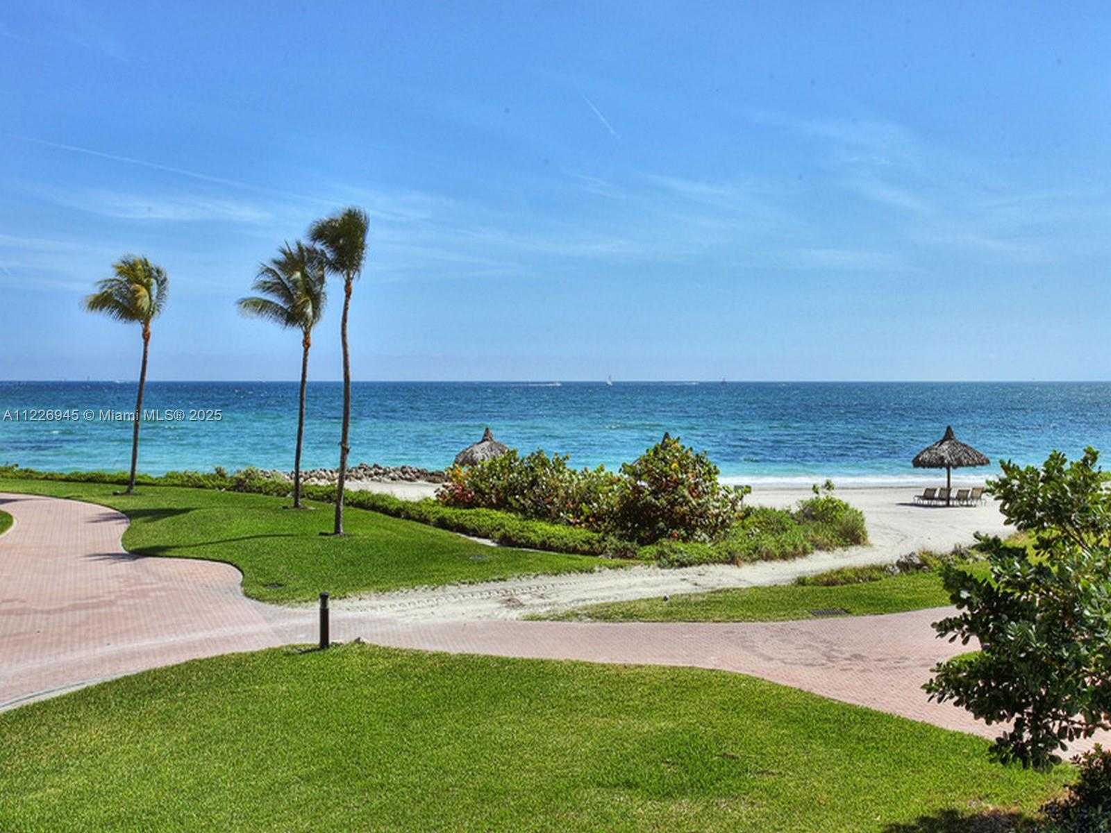 Small Image of 19126 FISHER ISLAND DR #19126, Miami Beach Number 55