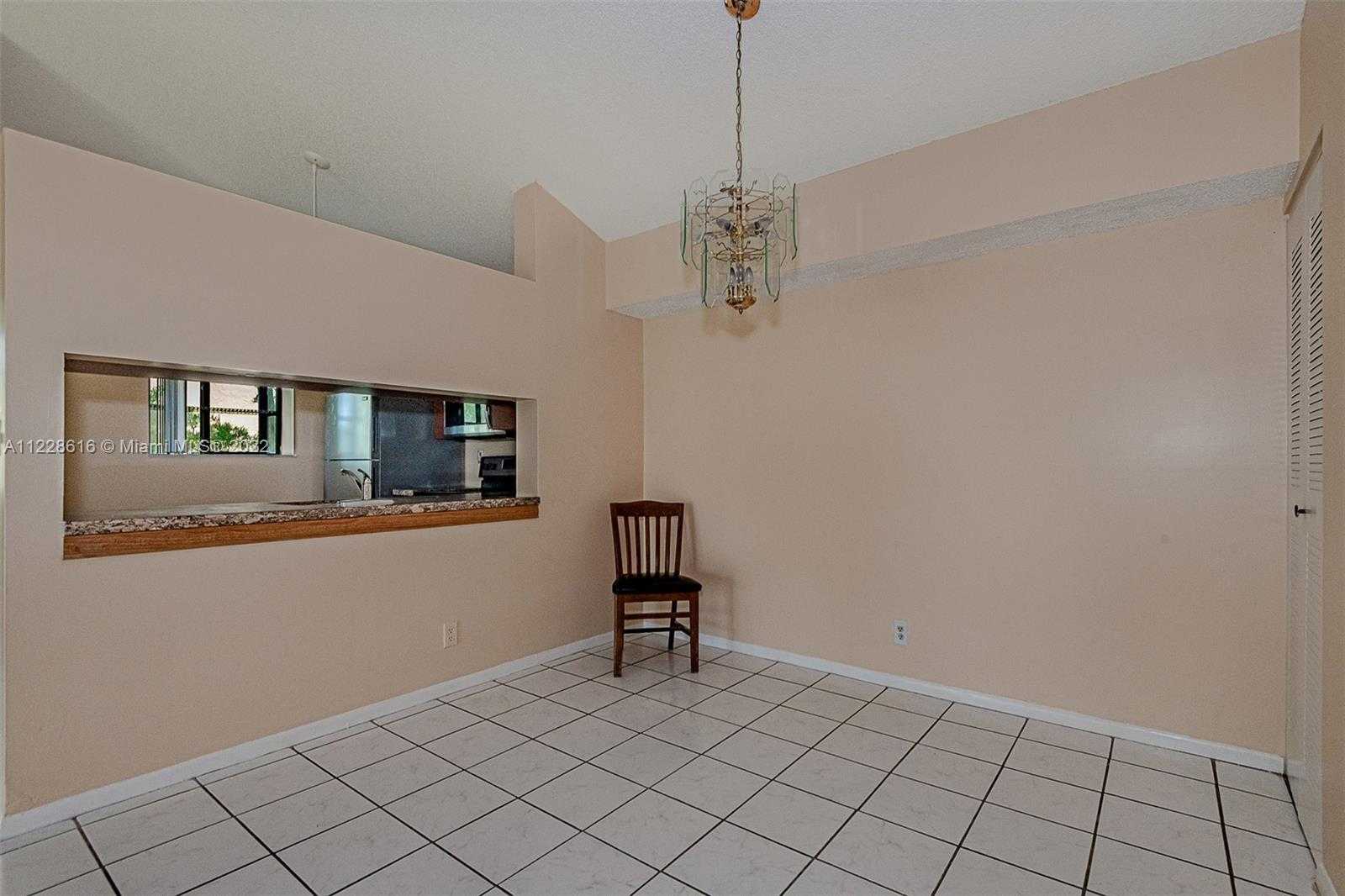 Small Image of 3041 NORTH OAKLAND FOREST DR #204, Oakland Park Number 10
