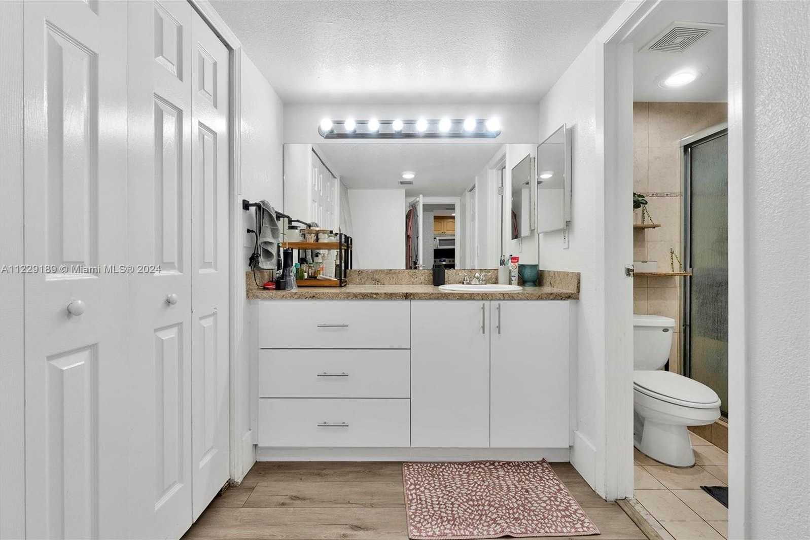 Small Image of 3401 NORTH COUNTRY CLUB DR #406, Aventura Number 15