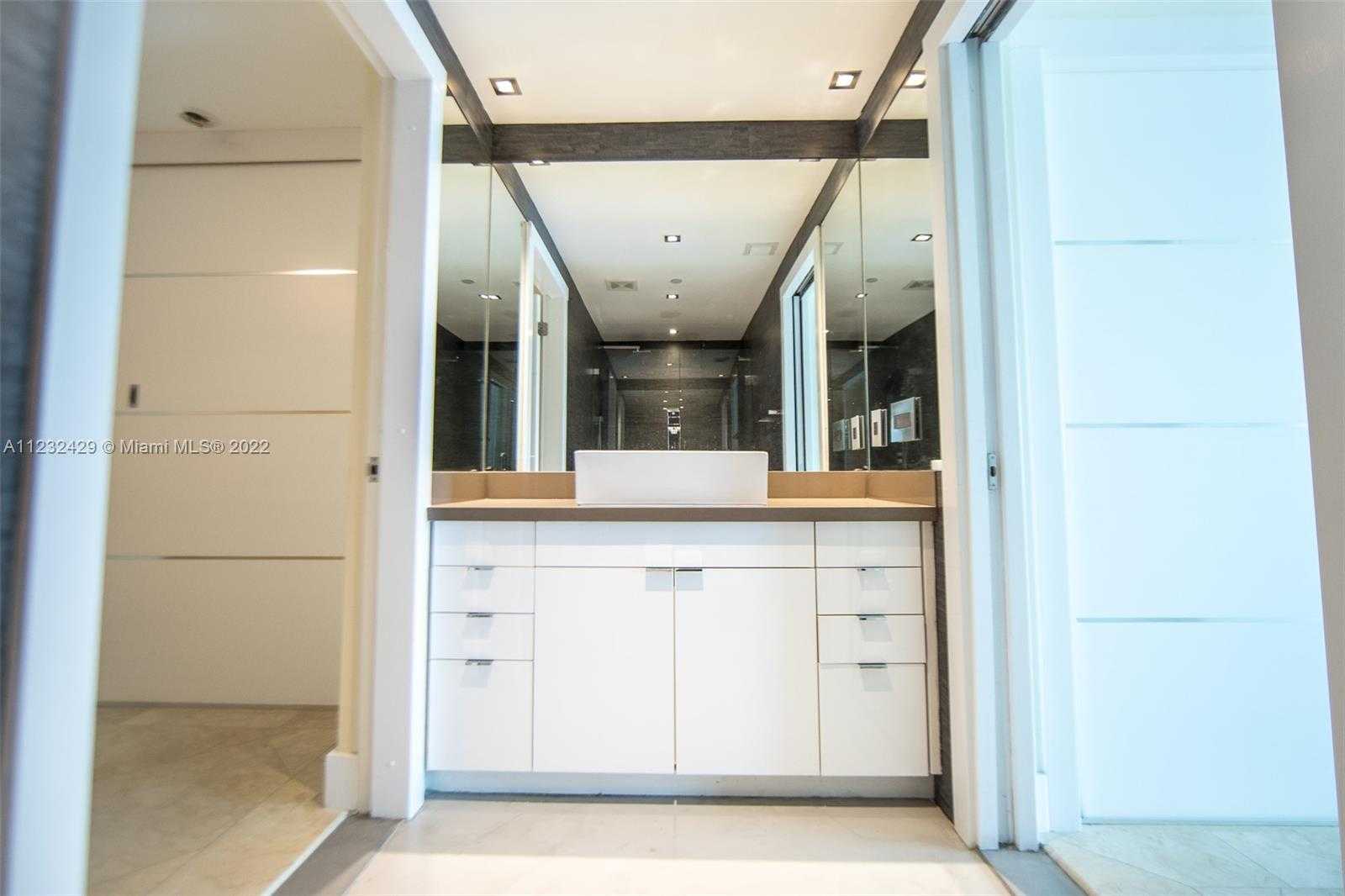 Small Image of 520 WEST AVE #602, Miami Beach Number 5