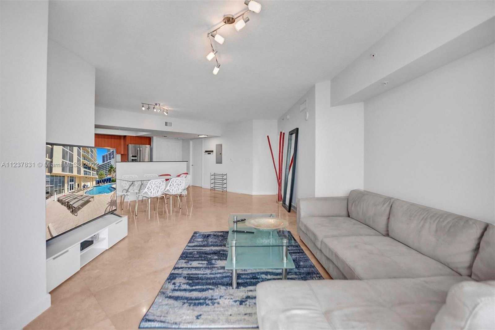 Small Image of 16699 COLLINS AV #3105, Sunny Isles Beach Number 10