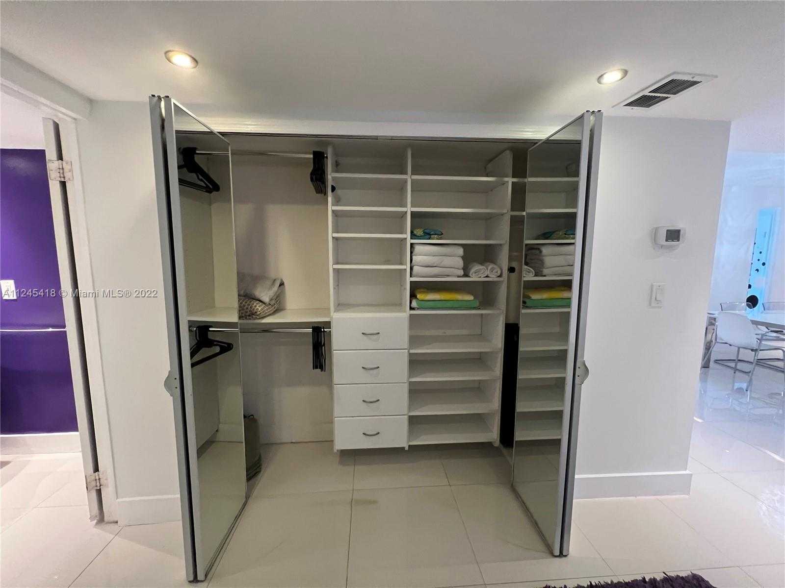 Small Image of 5161 COLLINS AVE #309, Miami Beach Number 7