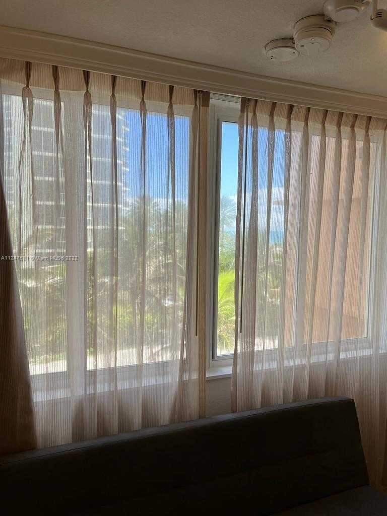 Small Image of 19201 Collins Ave, Sunny Isles Beach, FL 33160, USA Number 8