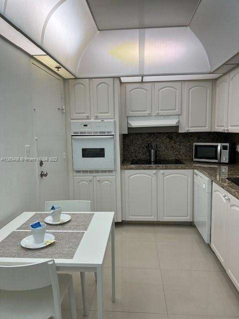 Small Image of 3801 SOUTH OCEAN DR #3C, Hollywood Number 7