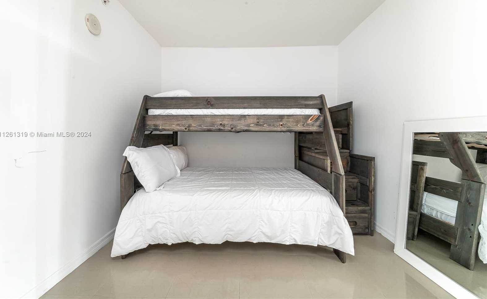 Small Image of 16699 COLLINS AVE #2601, Sunny Isles Beach Number 24