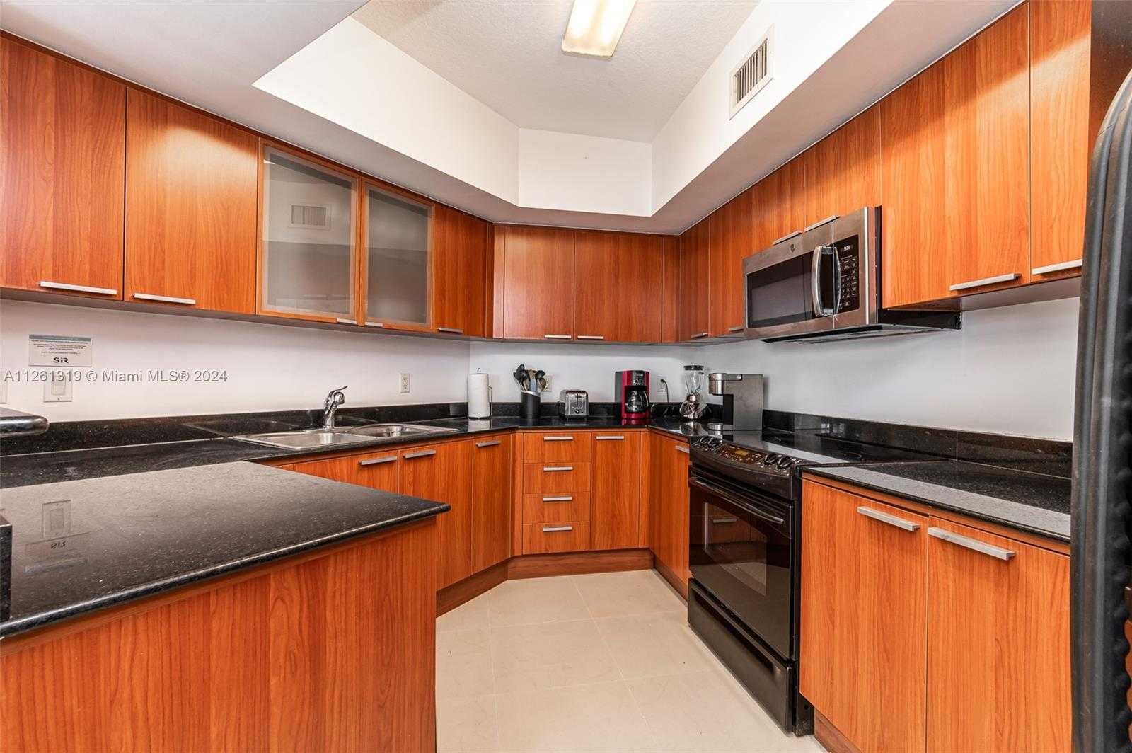 Small Image of 16699 COLLINS AVE #2601, Sunny Isles Beach Number 6