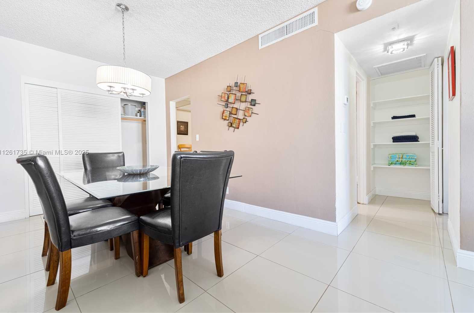 Small Image of 3901 SOUTH OCEAN DR #11C, Hollywood Number 11