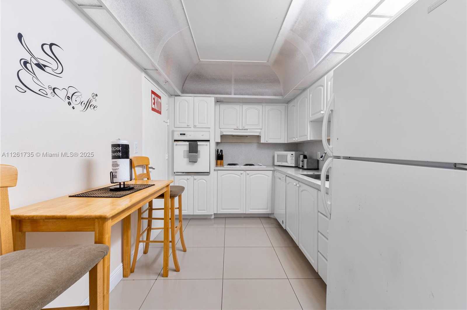 Small Image of 3901 SOUTH OCEAN DR #11C, Hollywood Number 16