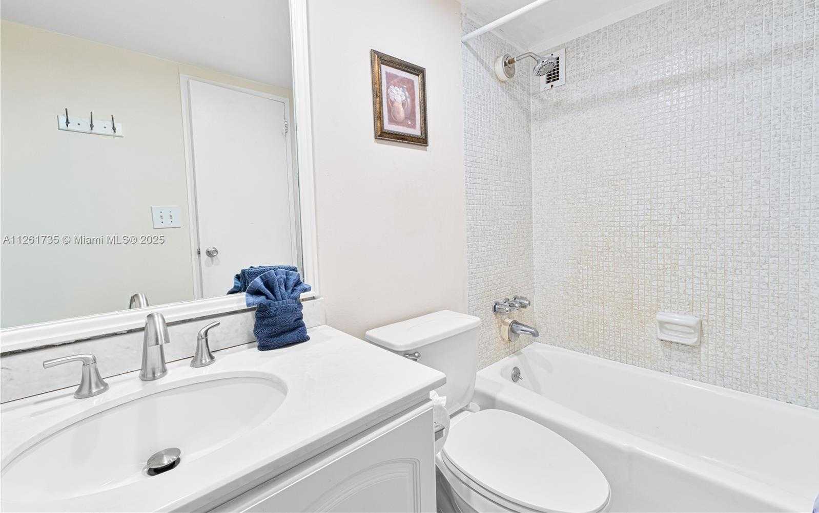 Small Image of 3901 SOUTH OCEAN DR #11C, Hollywood Number 18