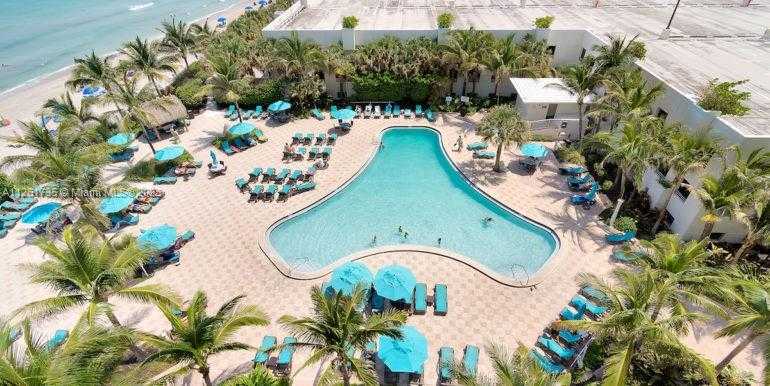 Small Image of 3901 SOUTH OCEAN DR #11C, Hollywood Number 2