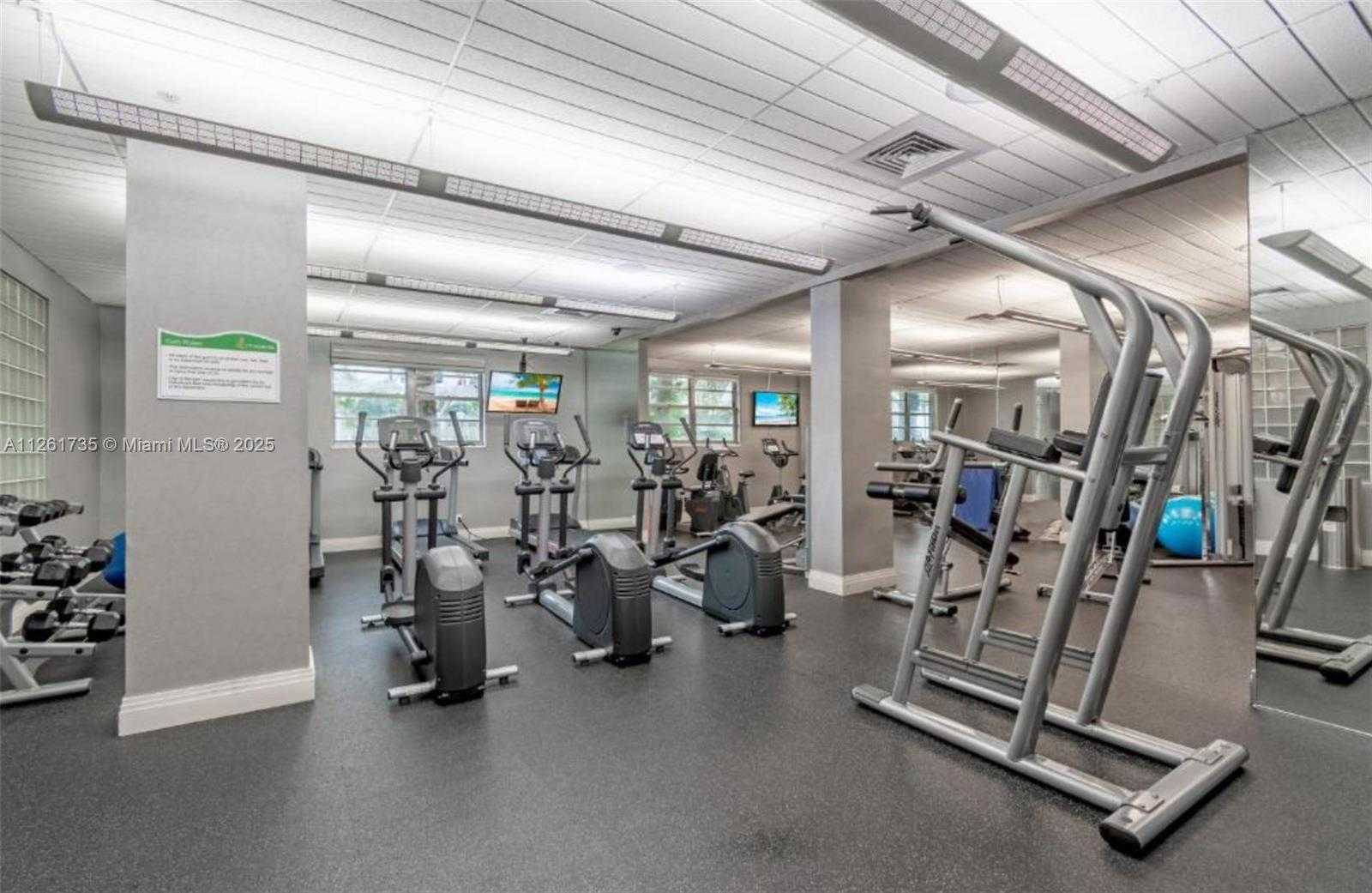 Small Image of 3901 SOUTH OCEAN DR #11C, Hollywood Number 24