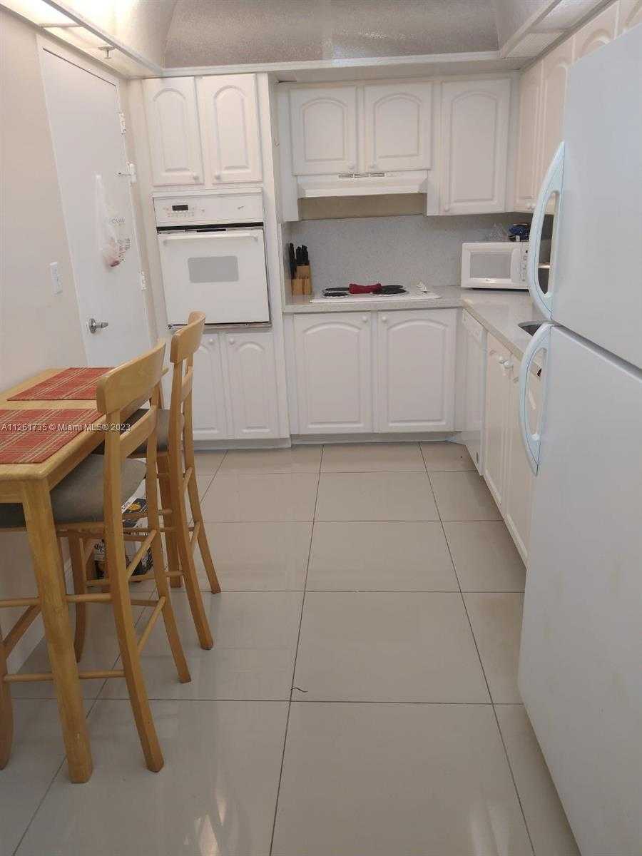 Small Image of 3901 SOUTH OCEAN DR #11C, Hollywood Number 7