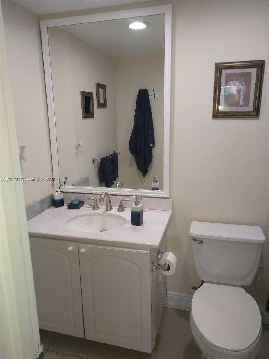 Small Image of 3901 SOUTH OCEAN DR #11C, Hollywood Number 8