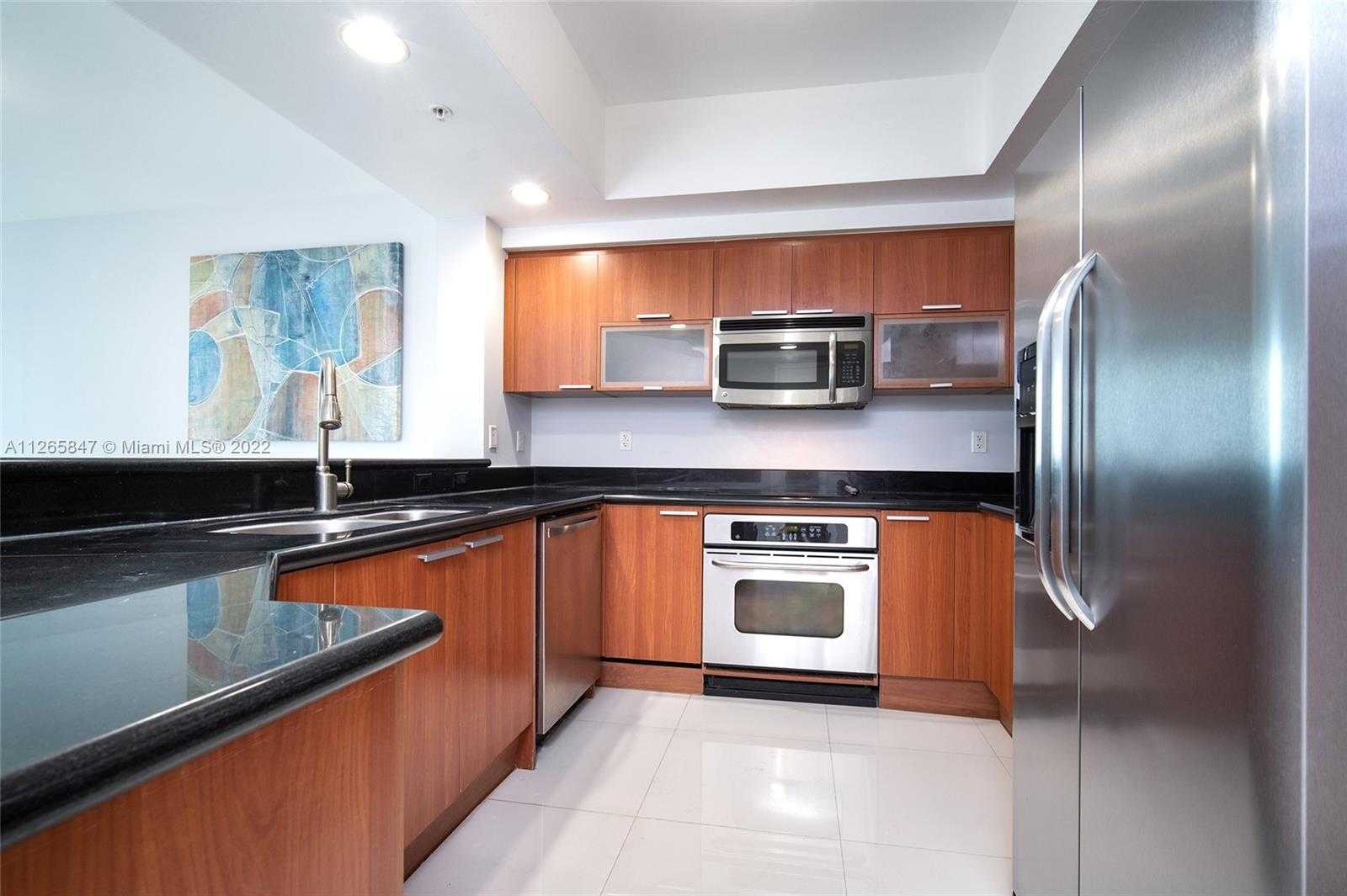 Small Image of 15051 ROYAL OAKS LN #1203, North Miami Number 15