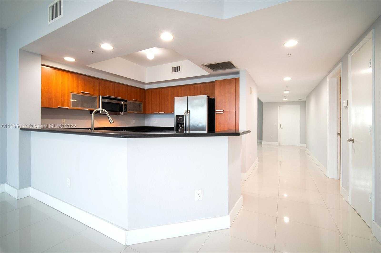 Small Image of 15051 ROYAL OAKS LN #1203, North Miami Number 16