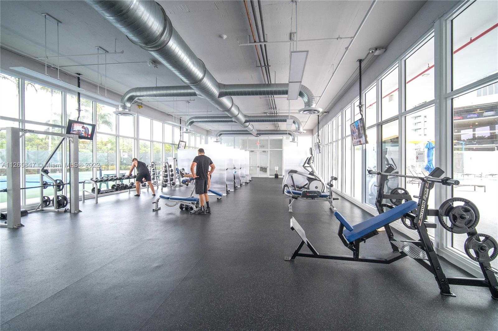 Small Image of 15051 ROYAL OAKS LN #1203, North Miami Number 5