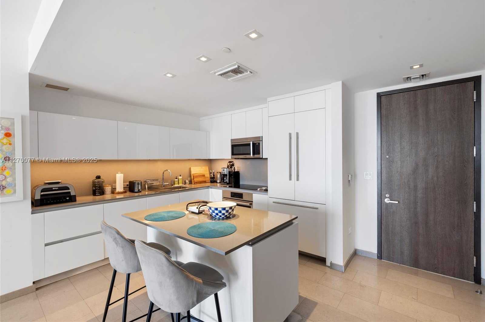 Small Image of 88 SOUTH WEST 7TH ST #1205, Miami Number 13