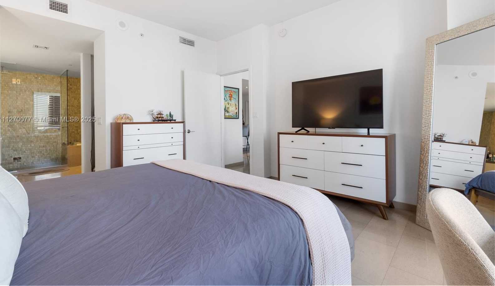 Small Image of 88 SOUTH WEST 7TH ST #1205, Miami Number 20