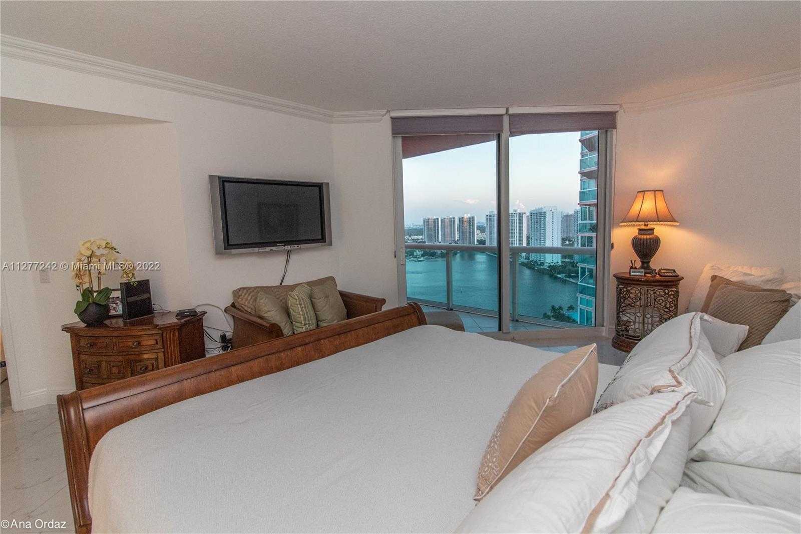 Small Image of 3370 NORTH EAST 190 ST #PH 2909, Aventura Number 10