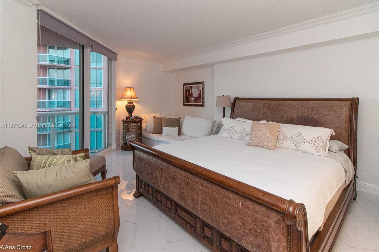 Small Image of 3370 NORTH EAST 190 ST #PH 2909, Aventura Number 11