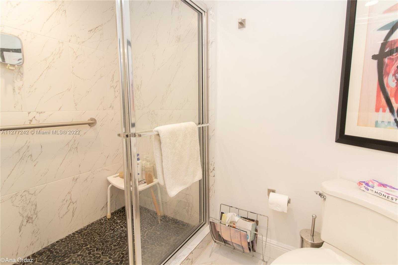 Small Image of 3370 NORTH EAST 190 ST #PH 2909, Aventura Number 17