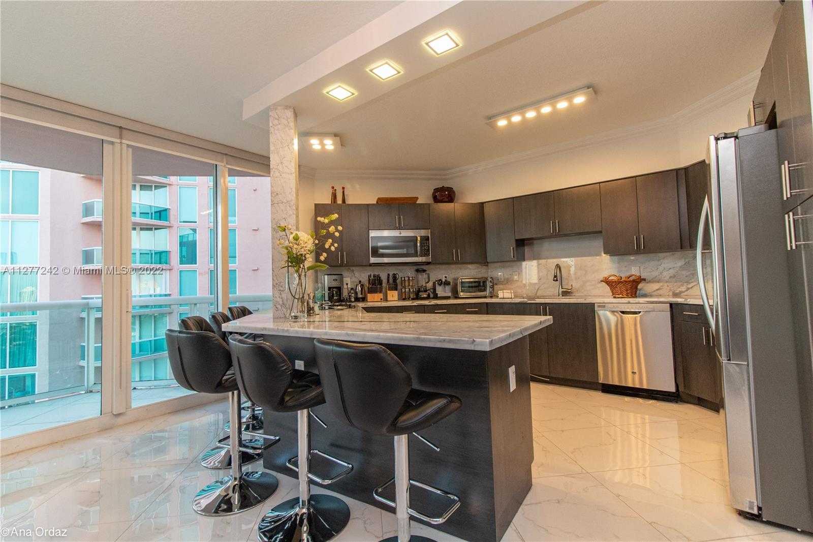 Small Image of 3370 NORTH EAST 190 ST #PH 2909, Aventura Number 8