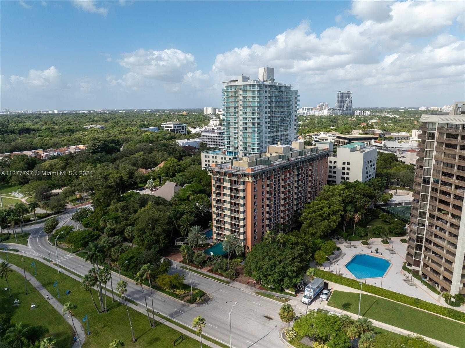 Small Image of 2951 SOUTH BAYSHORE DR #717, Miami Number 12
