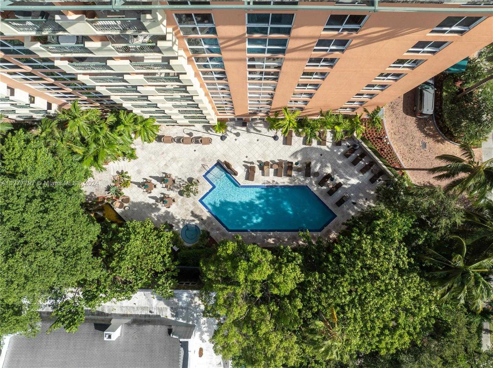 Small Image of 2951 SOUTH BAYSHORE DR #717, Miami Number 15