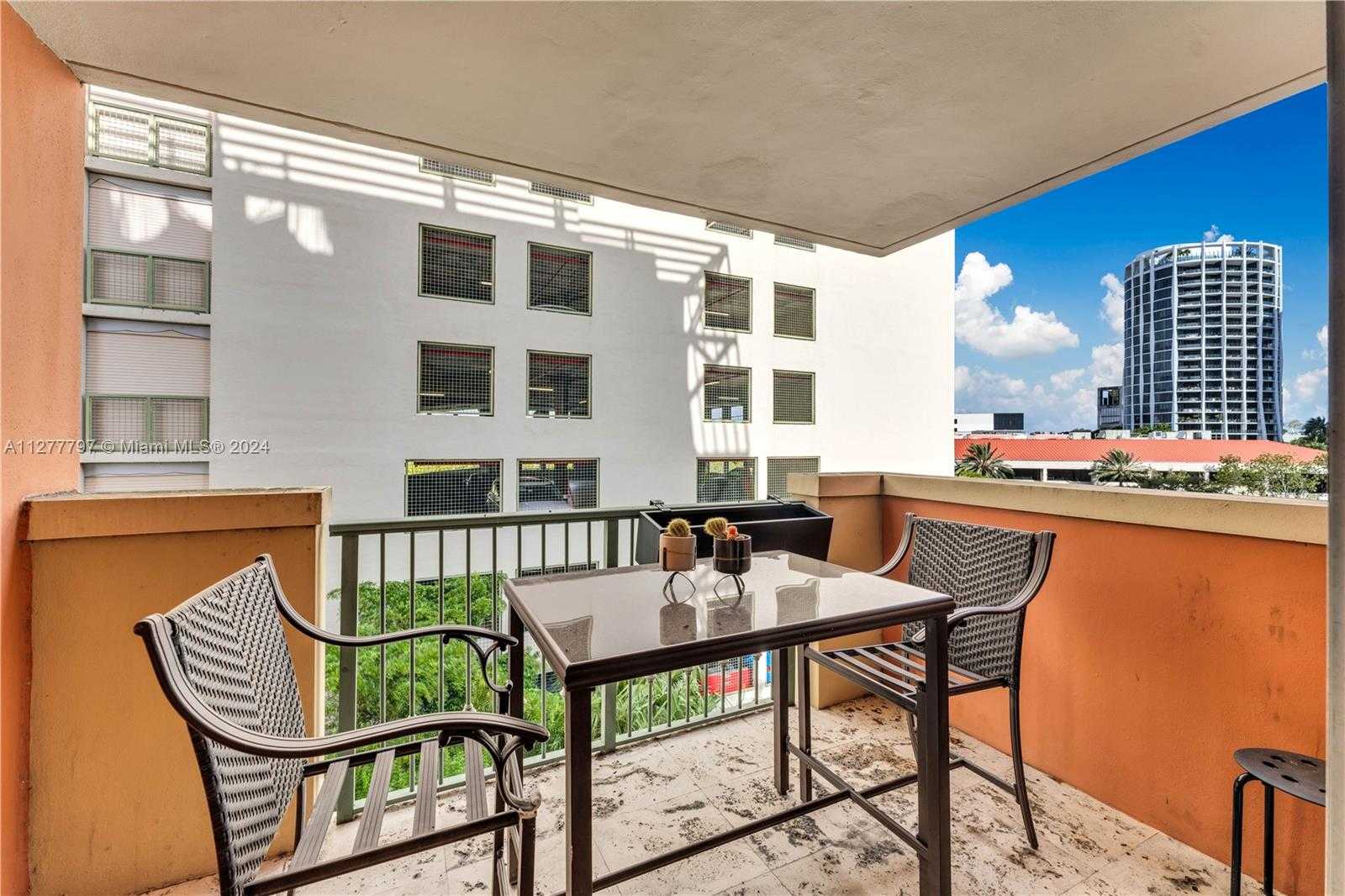 Small Image of 2951 SOUTH BAYSHORE DR #717, Miami Number 17