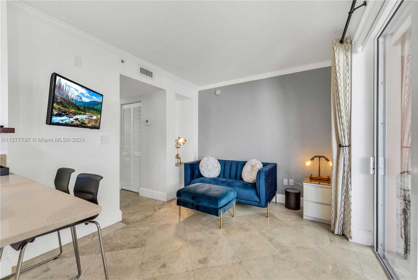 Small Image of 2951 SOUTH BAYSHORE DR #717, Miami Number 18
