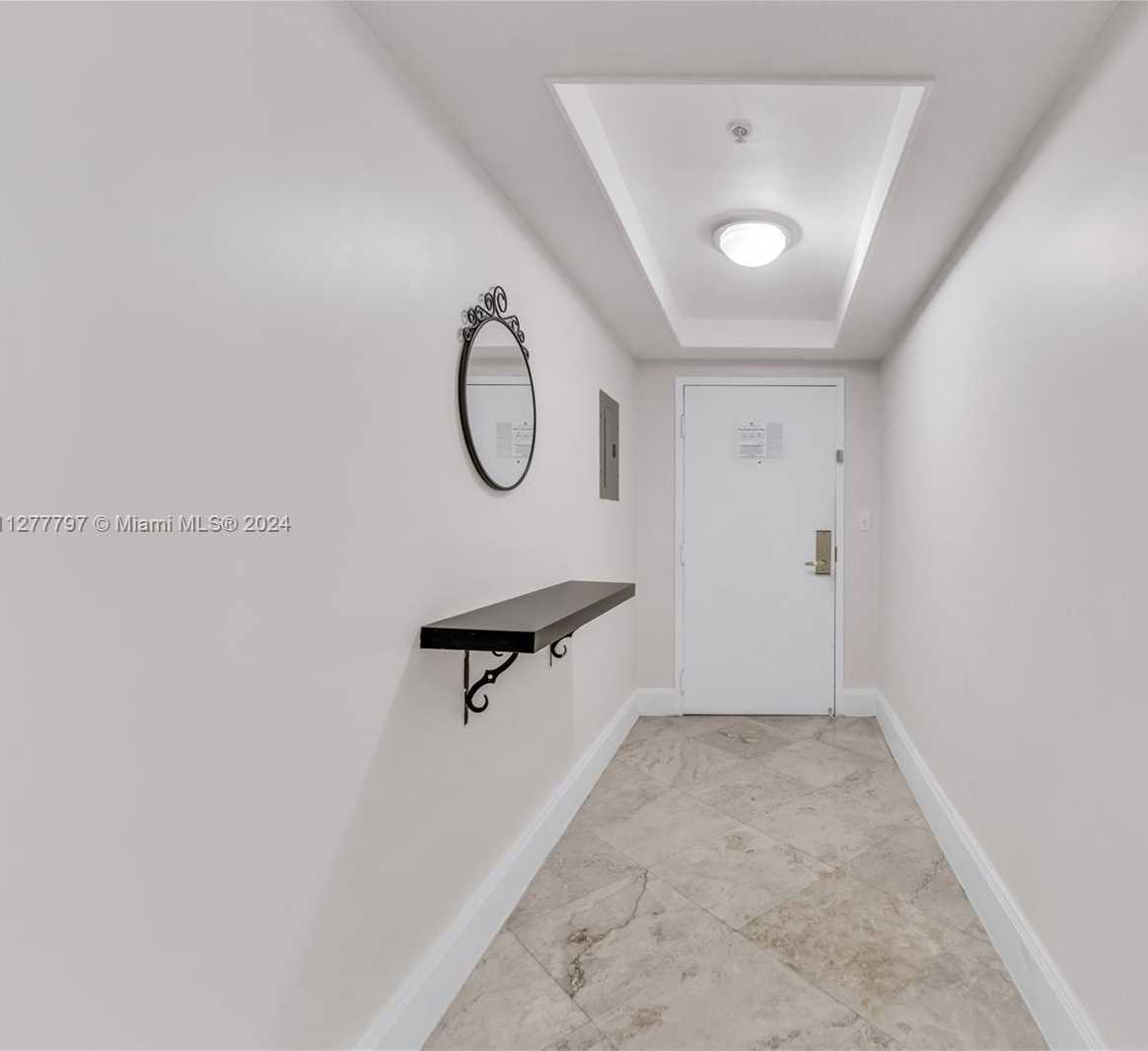 Small Image of 2951 SOUTH BAYSHORE DR #717, Miami Number 22
