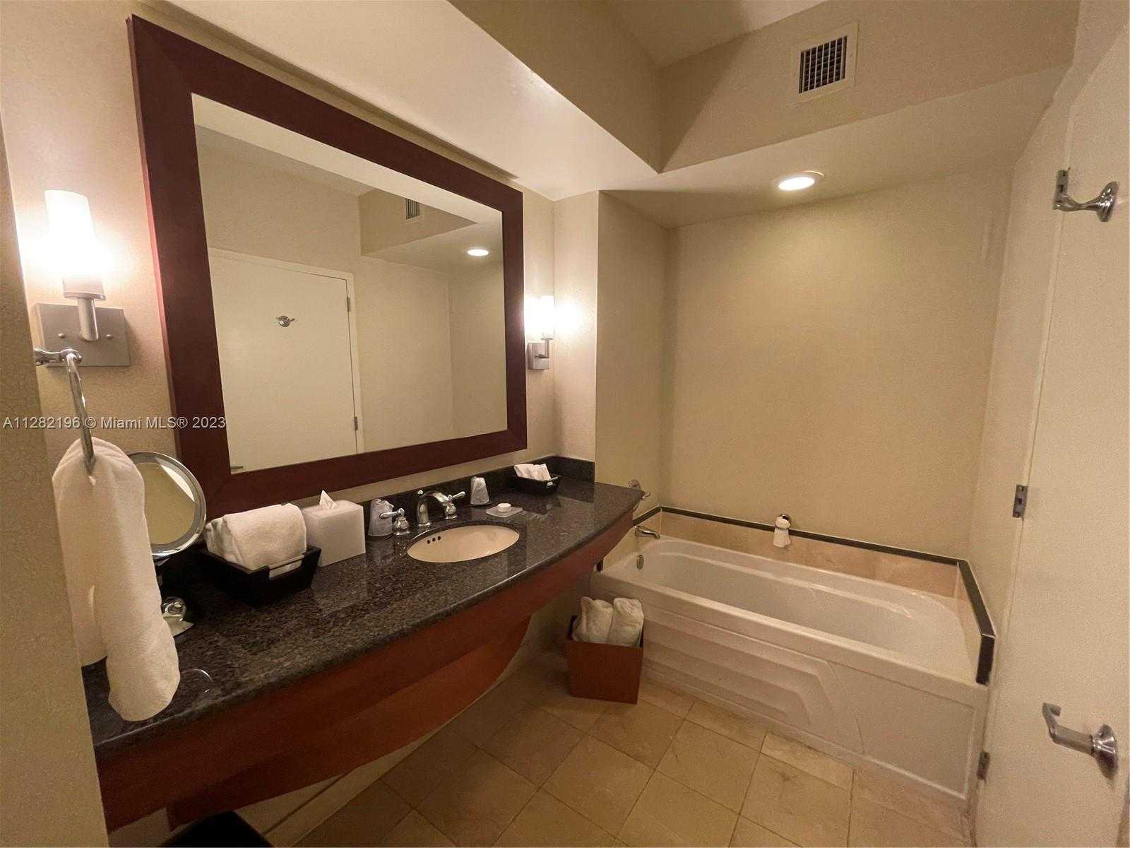 Small Image of 18001 COLLINS AVE #2912+Terrace, Sunny Isles Beach Number 10