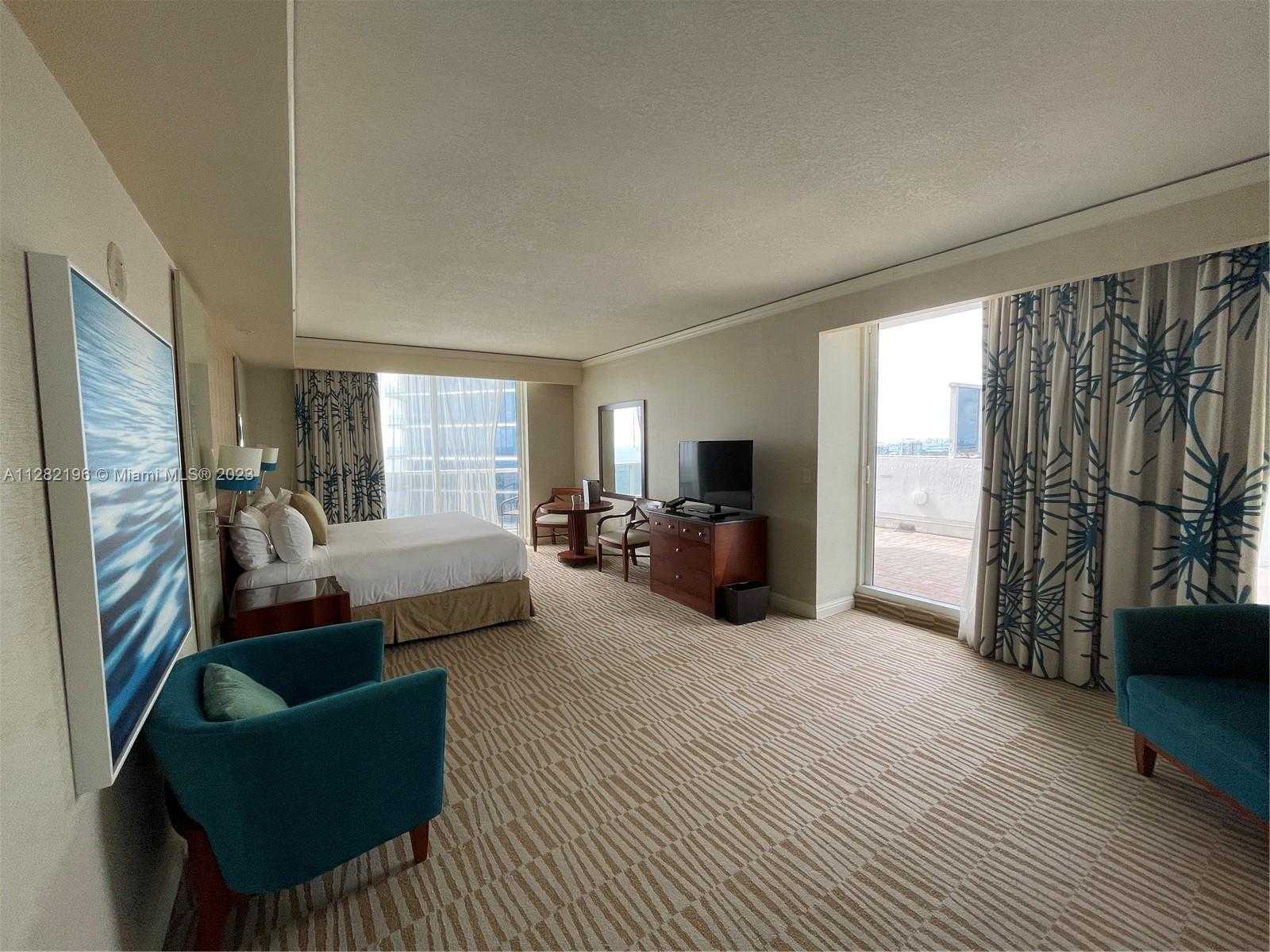 Small Image of 18001 COLLINS AVE #2912+Terrace, Sunny Isles Beach Number 12