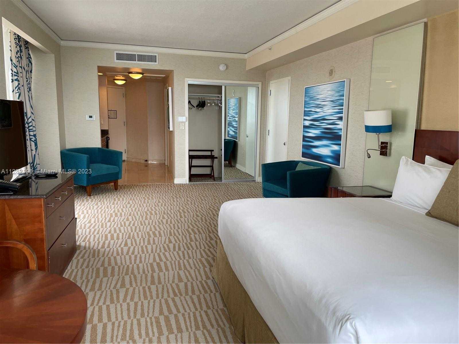 Small Image of 18001 COLLINS AVE #2912+Terrace, Sunny Isles Beach Number 2