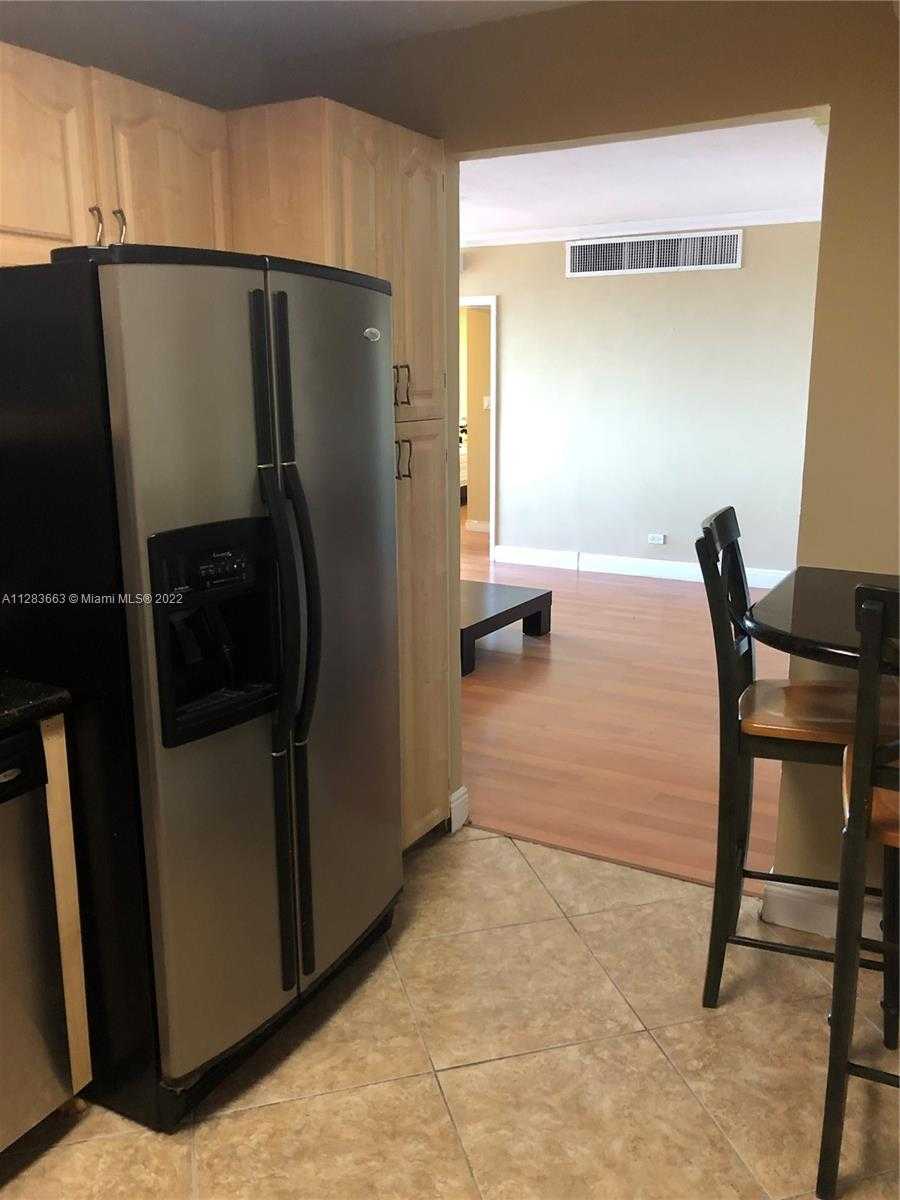 Small Image of 5005 COLLINS AVE #1202, Miami Beach Number 16
