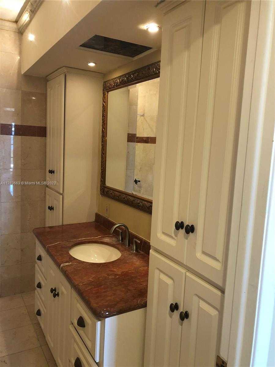 Small Image of 5005 COLLINS AVE #1202, Miami Beach Number 22