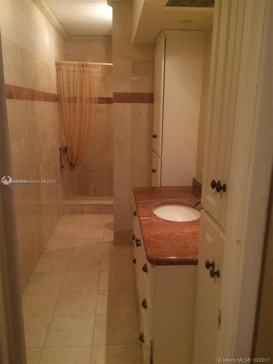 Small Image of 5005 COLLINS AVE #1202, Miami Beach Number 23
