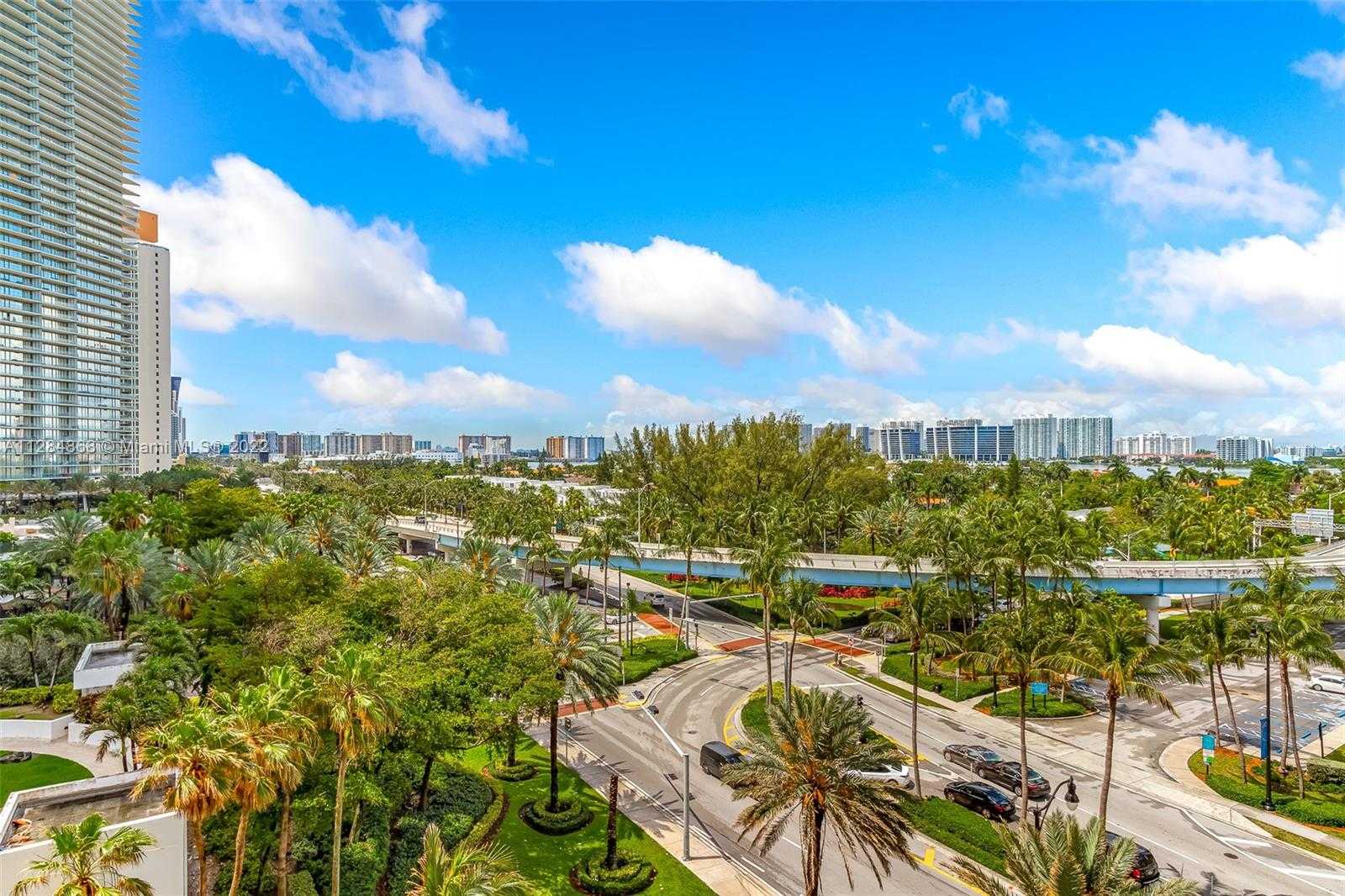 Small Image of 19201 COLLINS AVE #641, Sunny Isles Beach Number 3