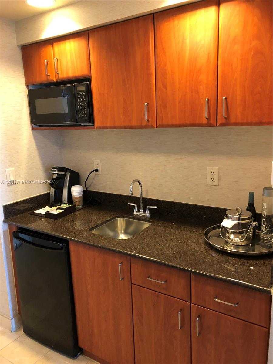 Small Image of 18001 COLLINS AVE #501, Sunny Isles Beach Number 7