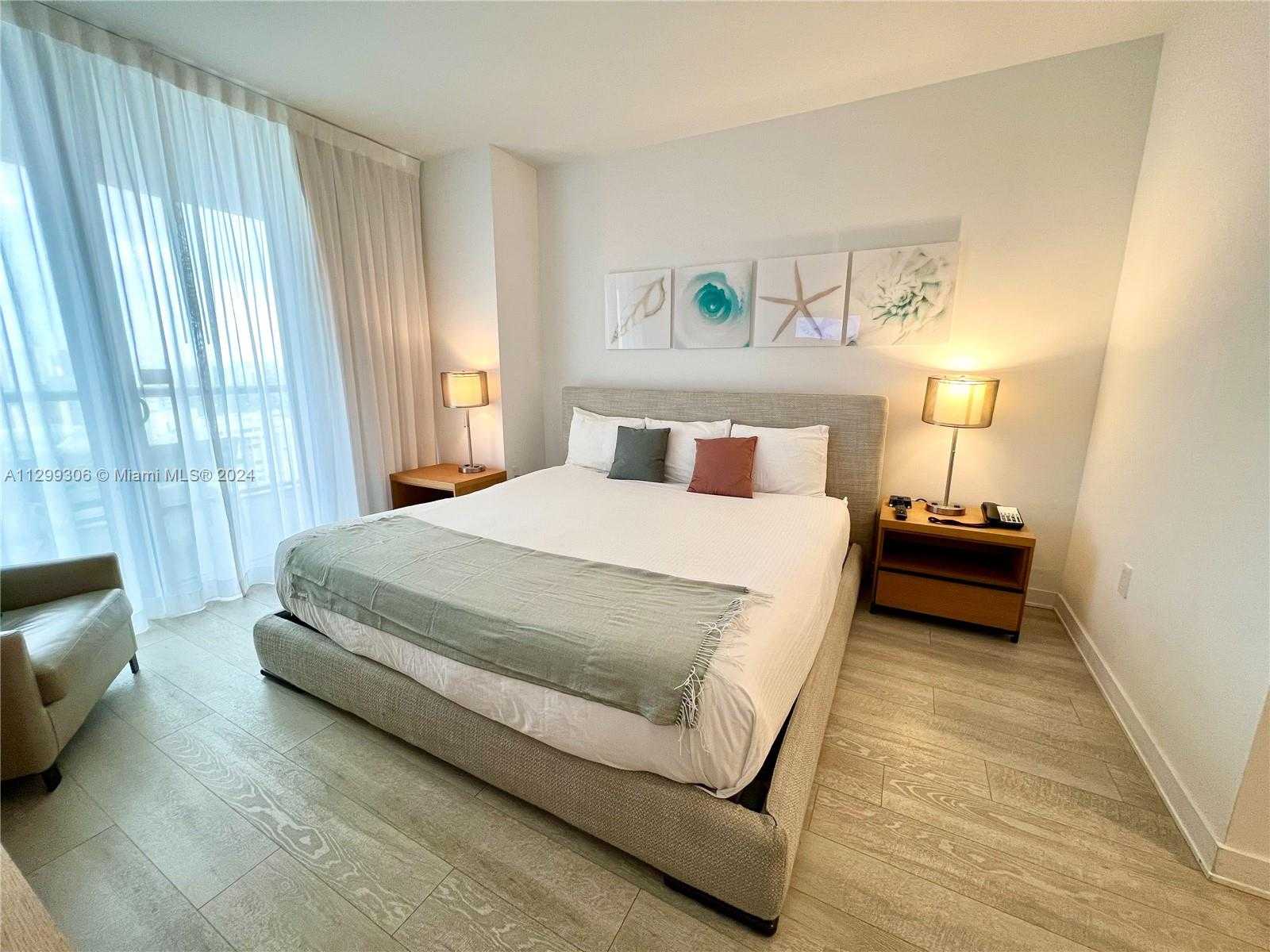 Small Image of 2602 Hallandale Beach Blvd, Hallandale Beach, FL 33009, USA Number 13