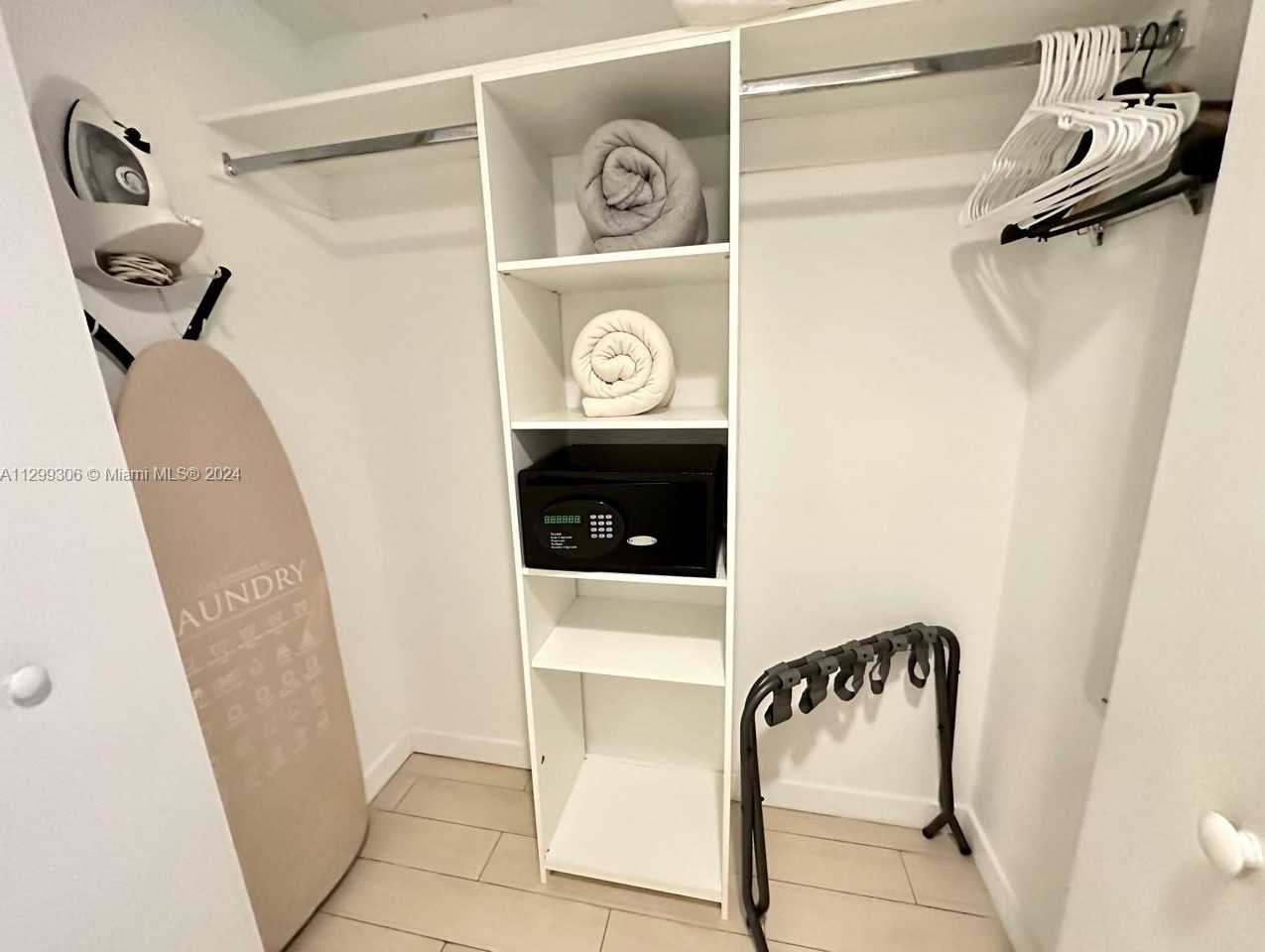 Small Image of 2602 Hallandale Beach Blvd, Hallandale Beach, FL 33009, USA Number 22