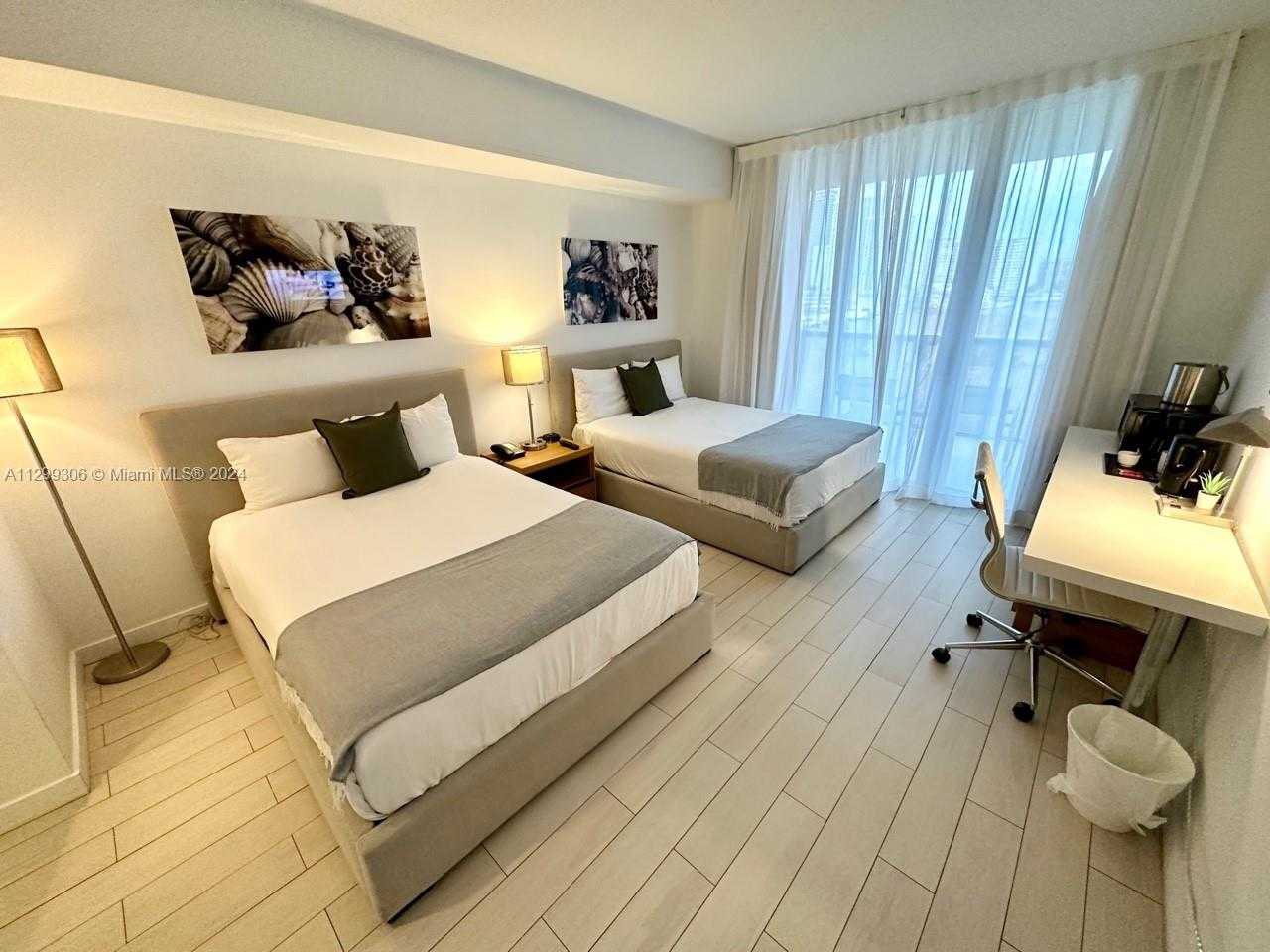Small Image of 2602 Hallandale Beach Blvd, Hallandale Beach, FL 33009, USA Number 41