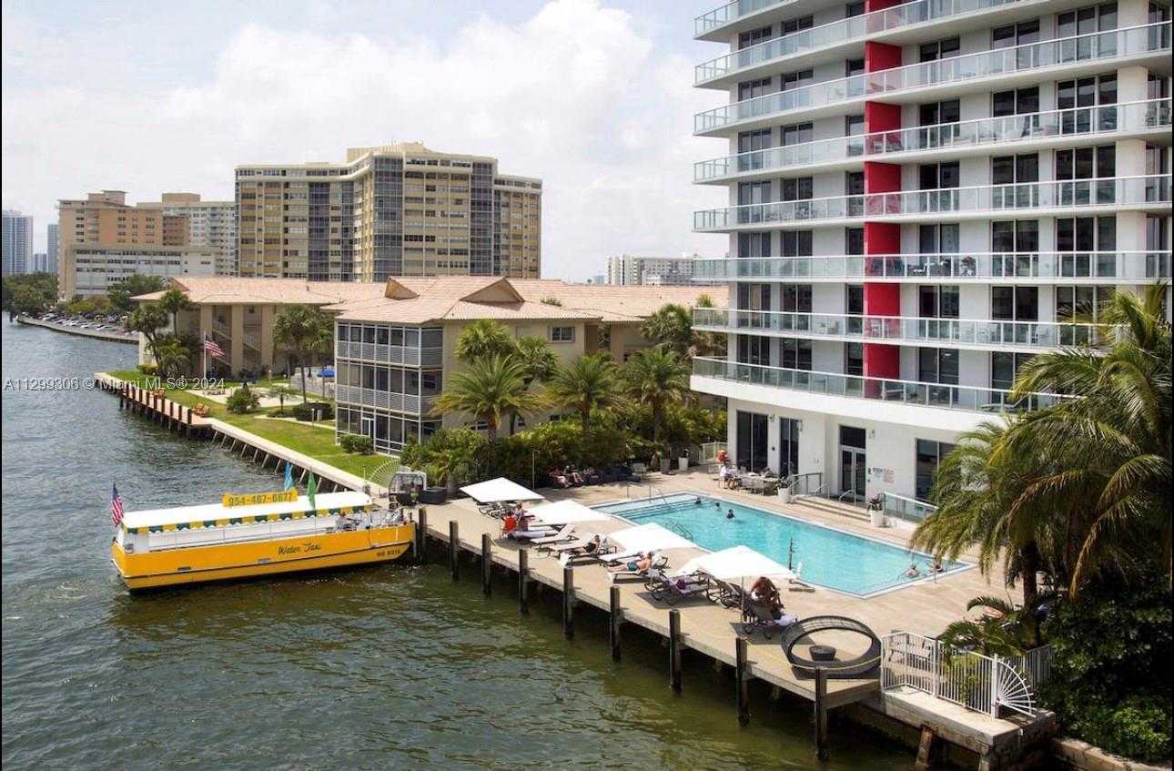 Small Image of 2602 Hallandale Beach Blvd, Hallandale Beach, FL 33009, USA Number 48