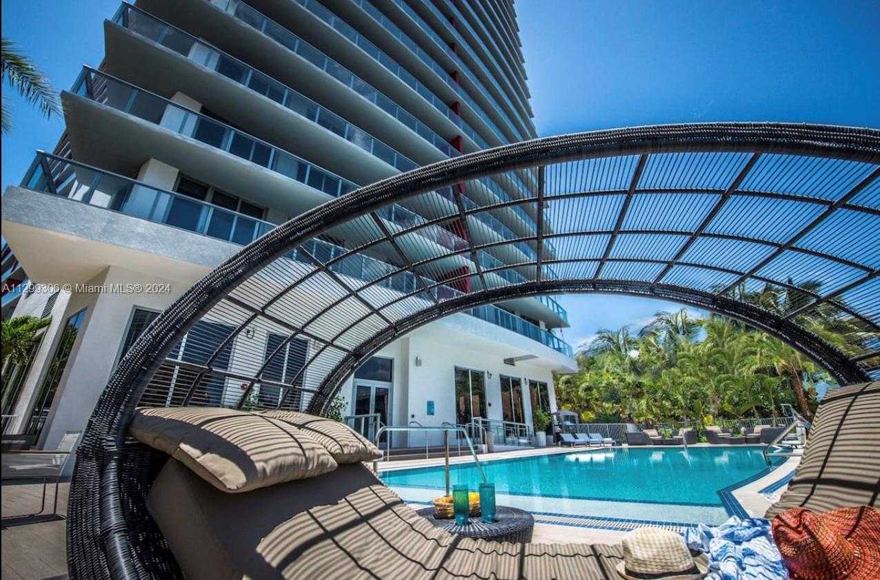 Small Image of 2602 Hallandale Beach Blvd, Hallandale Beach, FL 33009, USA Number 49
