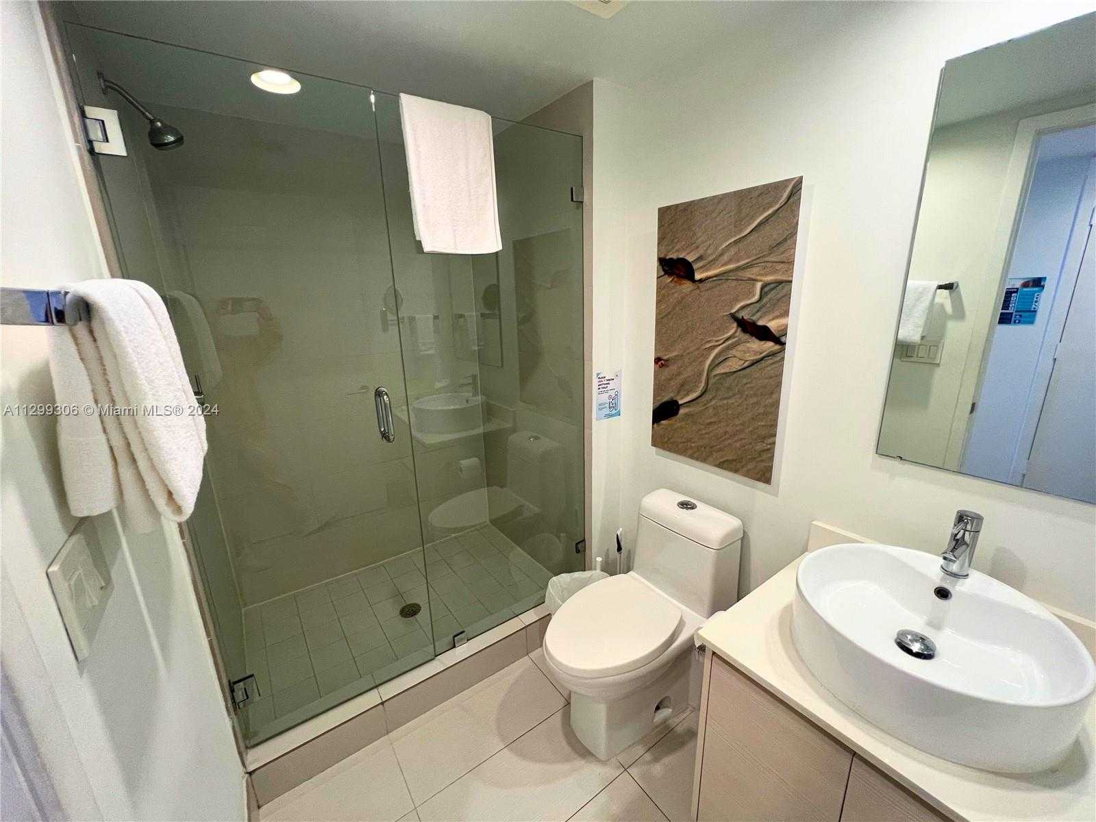 Small Image of 2602 Hallandale Beach Blvd, Hallandale Beach, FL 33009, USA Number 64